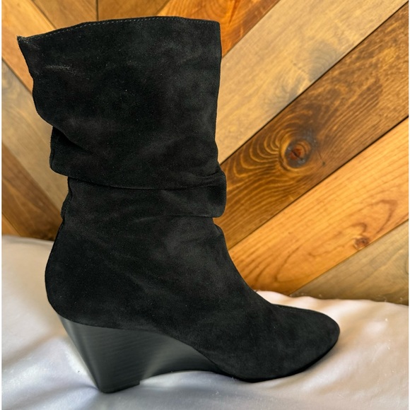 Black Leather Boots Sz 7.5B - Picture 2 of 12